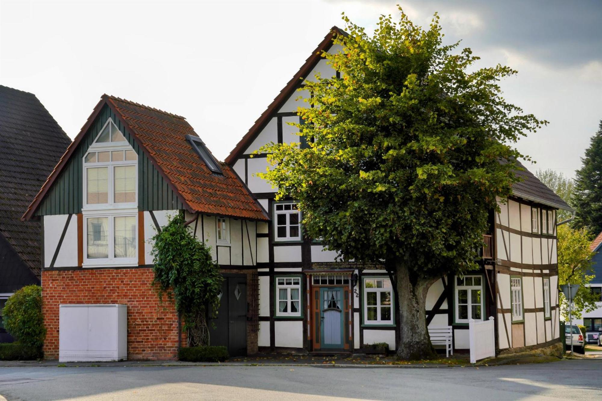 Ferienhaus Altes Wirtshaus Lügde Buitenkant foto